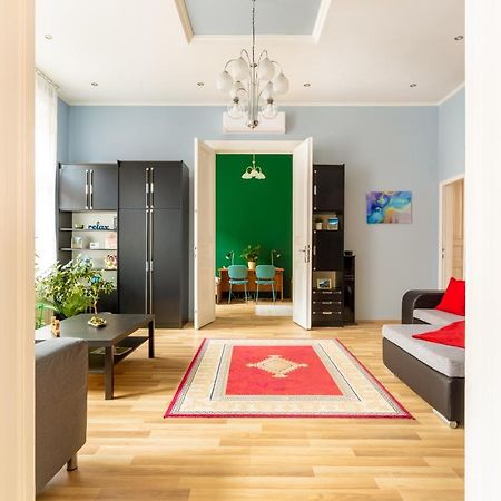 F24 Ferenc Apartment بودابست المظهر الخارجي الصورة