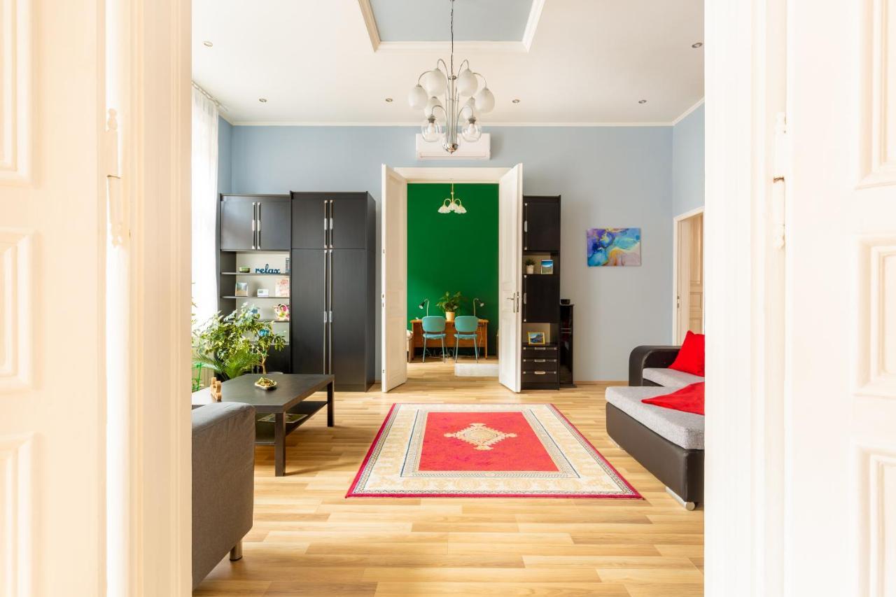 F24 Ferenc Apartment بودابست المظهر الخارجي الصورة