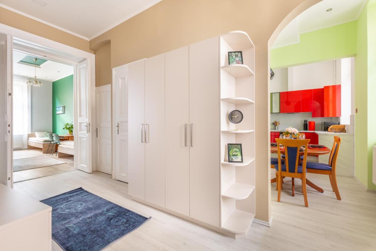 F24 Ferenc Apartment بودابست المظهر الخارجي الصورة